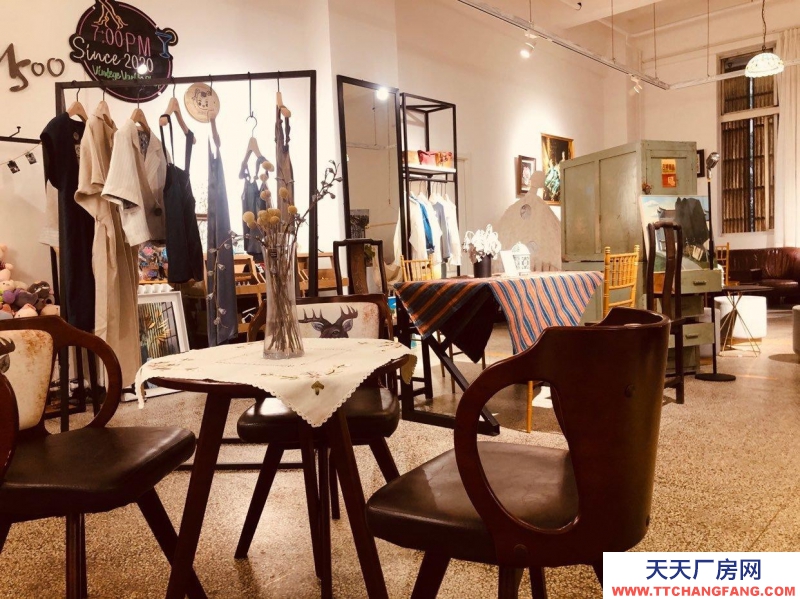 (出租)西安碑林 營業(yè)中書咖 因個人原因出租轉(zhuǎn)讓均可 也可分割