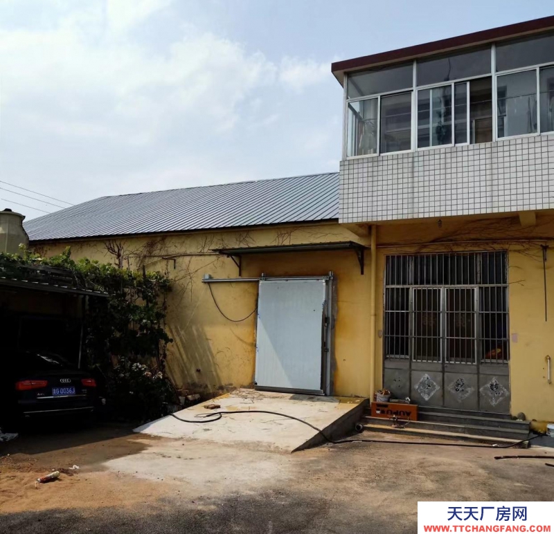 濰坊安丘城區(qū)低溫庫(kù)，交通便利，可進(jìn)大車(chē)。