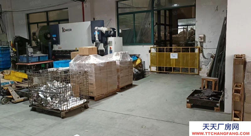 寧波鄞州(出租) 鄞州仇畢現(xiàn)代商城一樓110平148平200平800平倉庫出租