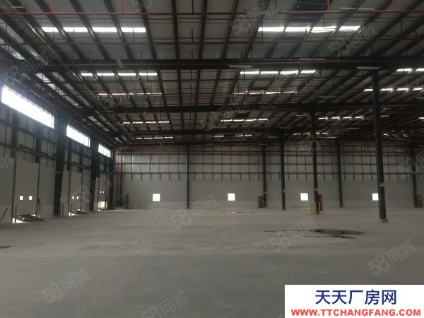 無錫惠山堰橋中惠大道10000平方高標(biāo)平臺(tái)倉庫出租