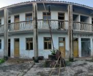 (出售) 資陽簡陽村小學學校，整體出售，集體建設用地，交通方便