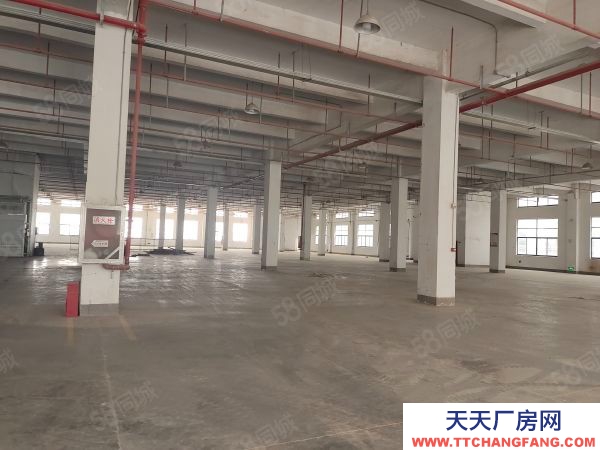 無(wú)錫錫山區(qū) 鵝湖工業(yè)區(qū) 新廠房出租，三層12000平，可分租價(jià)格便宜