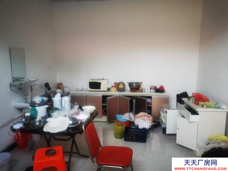 廊坊 霸州 出售獨門獨院正房小三間勝芳博覽城國際物流附近。