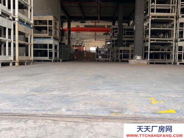 湘潭市岳塘區(qū)工業(yè)園內，整棟單層廠房，可分售