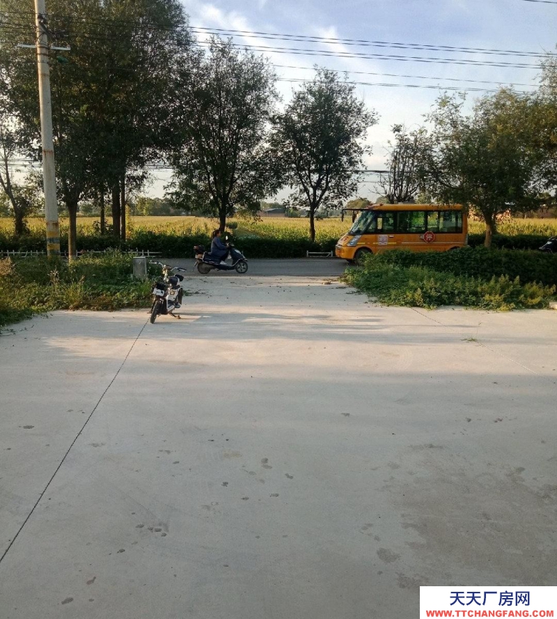 (出租) 咸陽三原個人廠房，交通便利，水電齊全，環(huán)境很好，獨(dú)立地