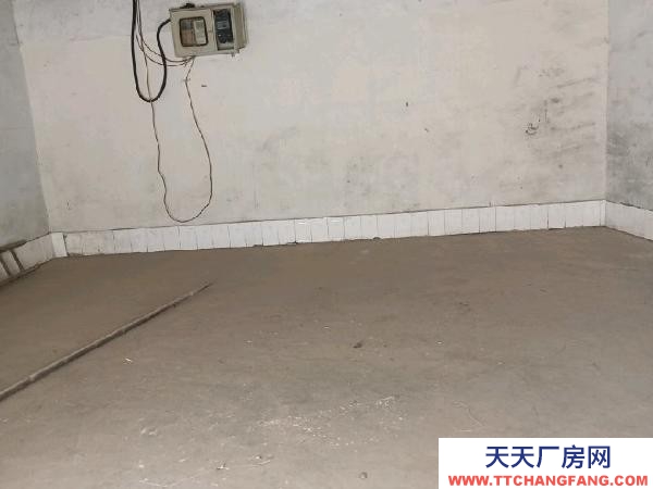 湘潭市雨湖區(qū) 地處義烏小商品市場附近，交通便利，三通一達！有配套住房、廚房