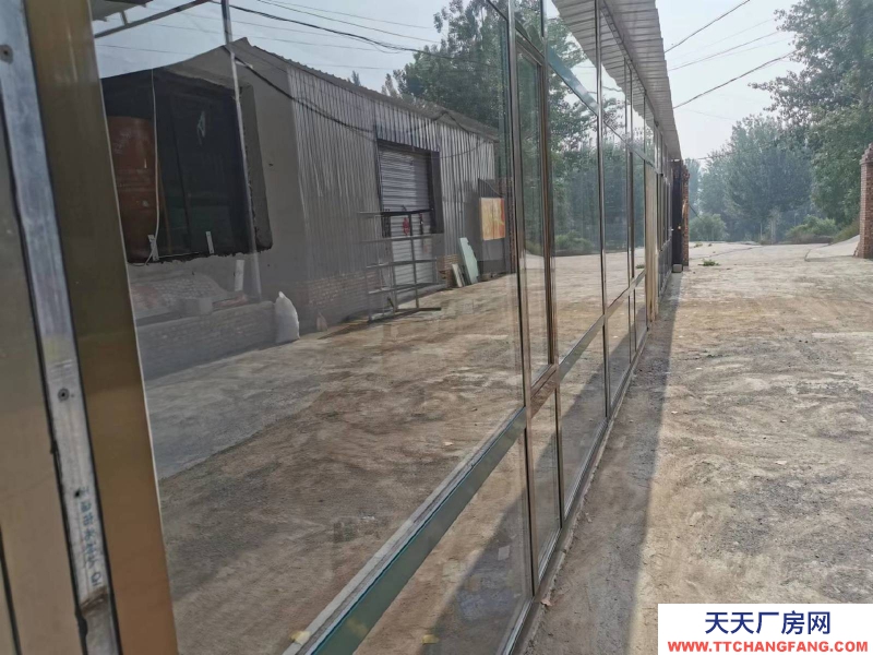 (出租) 面積超大，免費(fèi)停車(chē)，干凈整潔