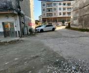 (出租) 大小車輛自由出入，水電都方便