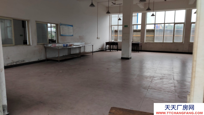 成都市崇州經濟開發(fā)區(qū)34畝雙證重鋼結構廠房出售可貸款