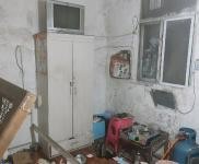 (出售) 鄂州華容明堂街布鞋廠宿舍樓上二樓有獨立衛生間兩間房