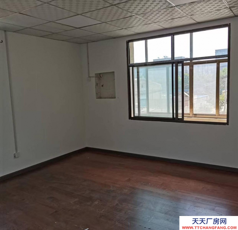 (出租) 渭南臨渭離西高速口較近，交通方便