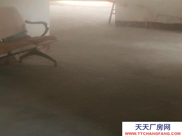 湘潭市湘潭縣 房子位于江聲學校、萬涵包裝廠旁、離聯海商貿城極近，位置相當好