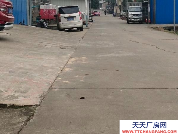 湘潭市湘潭縣 房子位于江聲學校、萬涵包裝廠旁、離聯海商貿城極近，位置相當好