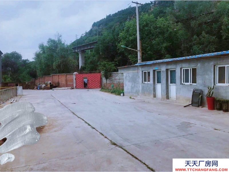 (出租) 寶雞金臺環(huán)境優(yōu)美 地理位置優(yōu)越便捷,交通便利 帶10噸航吊兩個!