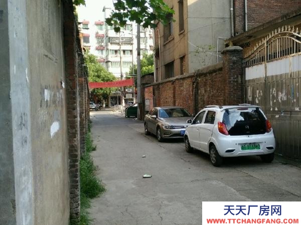 湘潭市湘鄉市 湘鄉市劇院旁 100平米場地，可做倉庫，培訓，辦公等