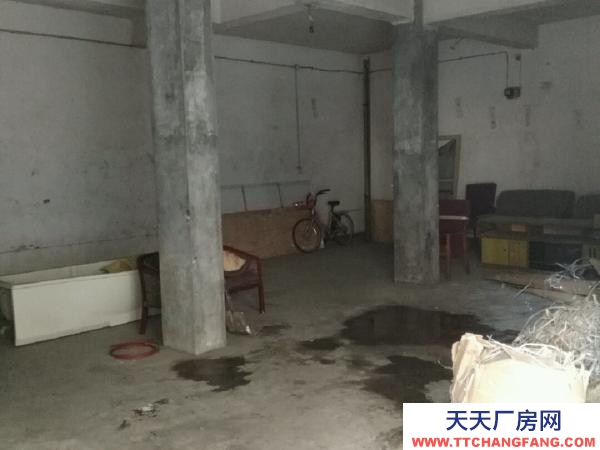 湘潭市湘鄉市 湘鄉市劇院旁 100平米場地，可做倉庫，培訓，辦公等