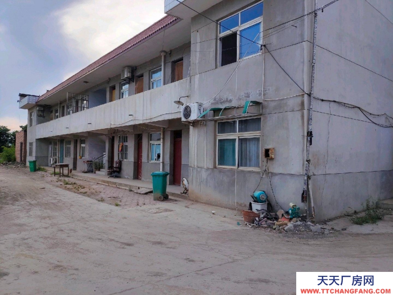 (出租)寶雞岐山 蔡家坡岐星百思特南，兩排廠房，一排二層住房