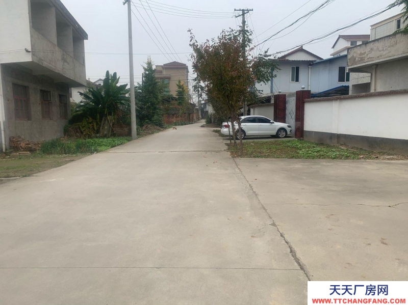 (出售)漢中漢臺水電齊全，交通方便，適合生活居住、養(yǎng)殖、辦小型工廠。