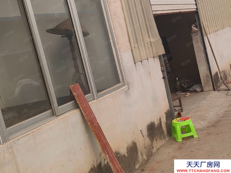 臨沂河?xùn)|相公鎮(zhèn)2.5畝工業(yè)用地廠房，水電路好，有工業(yè)大本，基本建滿