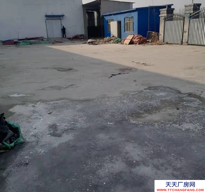 (出租)蘭州七里河 水泥墻面,彩鋼頂面,12面寬,5米高。院子彩鋼棚頂