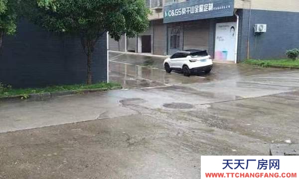 湘潭市韶山市石山安置區交通便利，旁邊有物流公司。可分租也可整租。