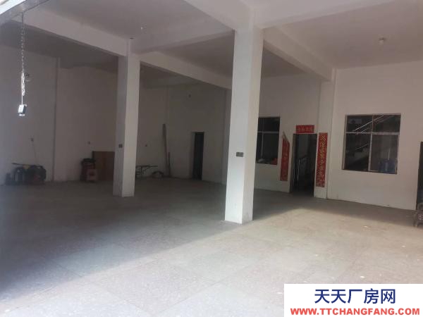 邵陽市大祥區(qū)廠房，倉庫整體出租，整租免一年房租。