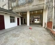 (出租) 潛江潤基建材城后，大橋社區(qū)馬路邊邊