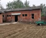 (出租) 天門面積1300多平米實際占地3畝，舊房可以按需改造可做倉庫。