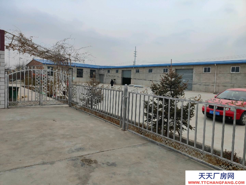 (出租) 白銀平川高速路口繞城環(huán)線(xiàn)邊上大倉(cāng)庫(kù),交通便利