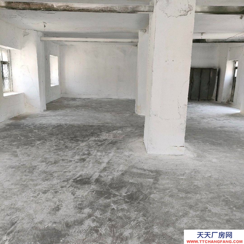 (出租)大連旅順口 此房位于太陽溝406醫院附近，有大院，停車