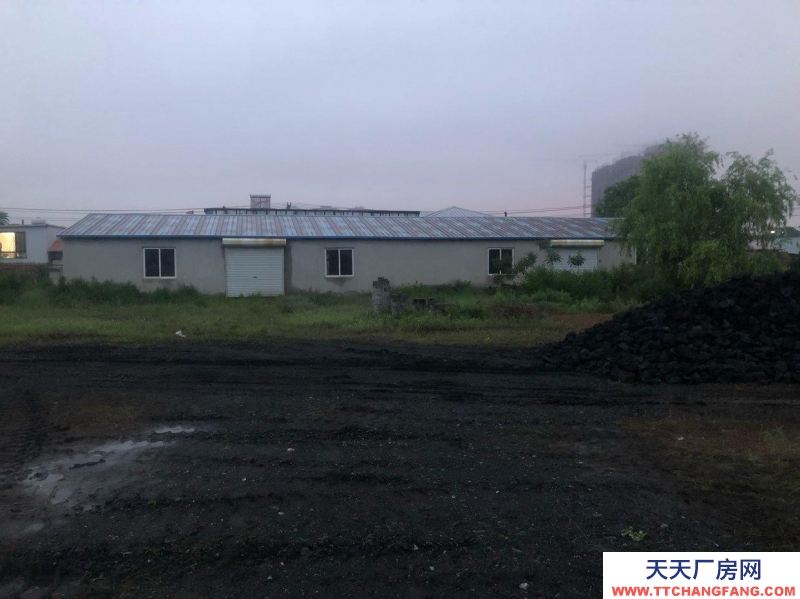 (出租) 大連普蘭店李店二糧庫附近簡易庫房400平及10畝場地。