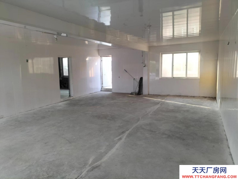 (出租) 錦州凌河住房精裝修，帶100平倉庫。