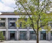 (出租)虹口 連續(xù)兩層可打通 可辦公展示商業(yè)密室培訓(xùn)等