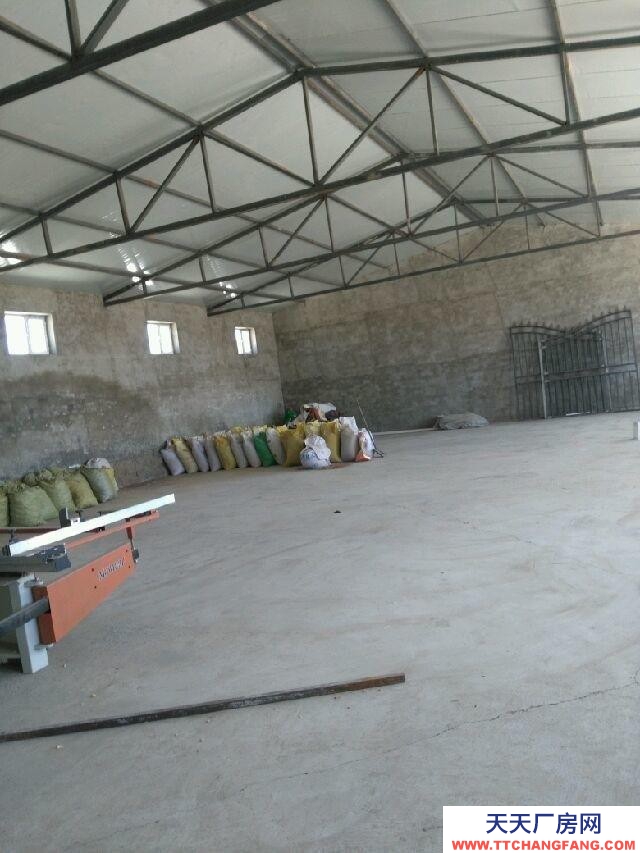 (出租) 呼和浩特賽罕區繞城高速金河出口附近 廠房大院 8000平米