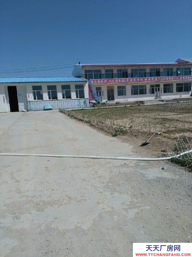 (出租) 呼和浩特賽罕區繞城高速金河出口附近 廠房大院 8000平米