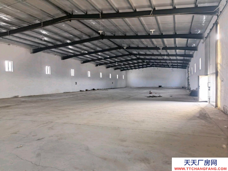 (出租)呼和浩特新城區 獨門獨院，9畝大，庫房2000平米，可做廠房，16間大正房