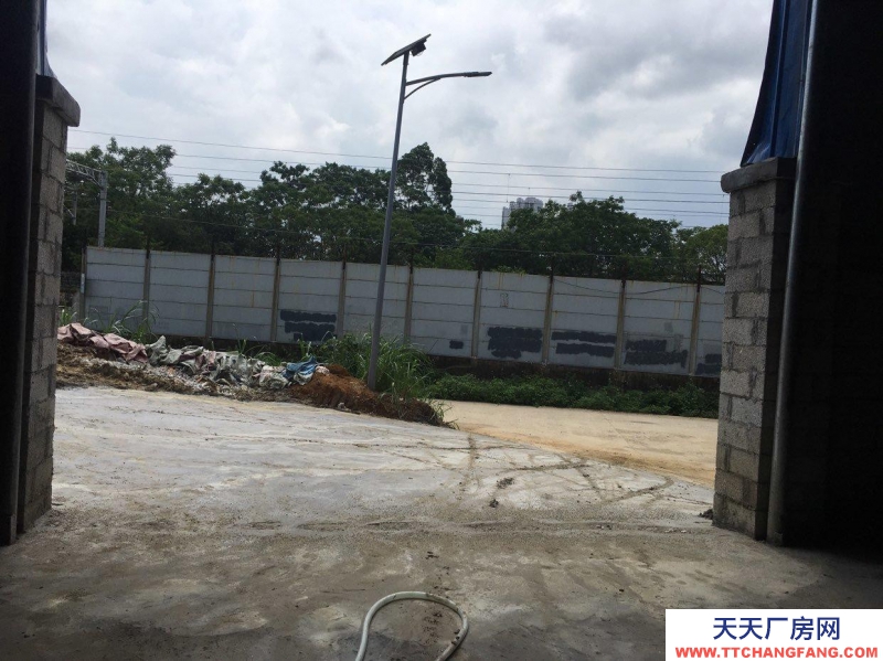 (出租) 柳州柳江水電齊全可以通前4后8車