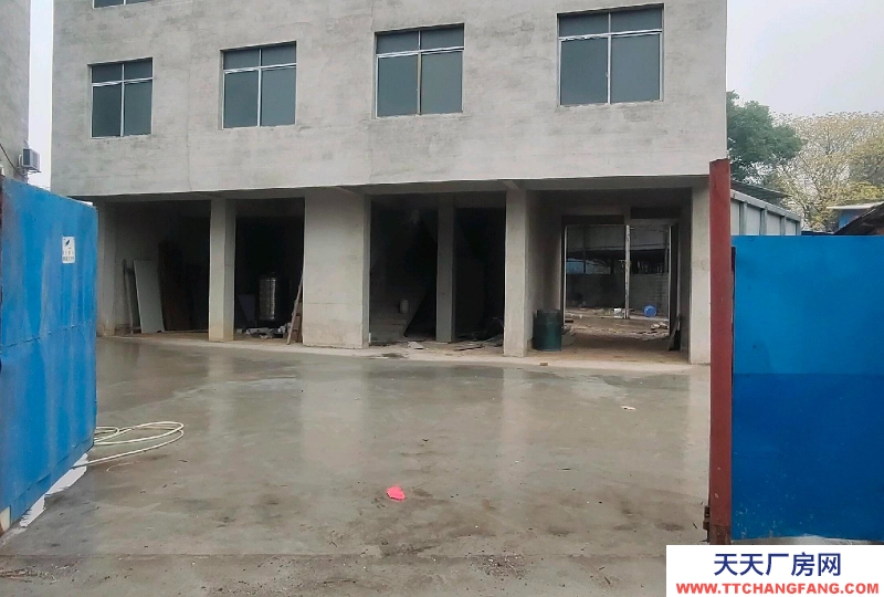 (出租) 柳州柳江毅德城對(duì)面！廠房倉(cāng)庫(kù)出租！有三層樓房！前后有空地，