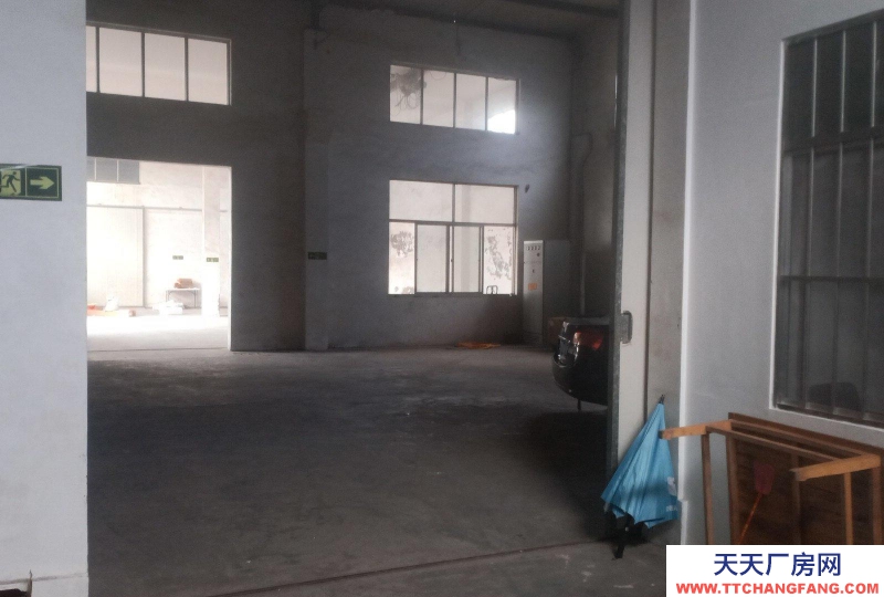 泰安新泰空間大，水電辦公設(shè)施齊全