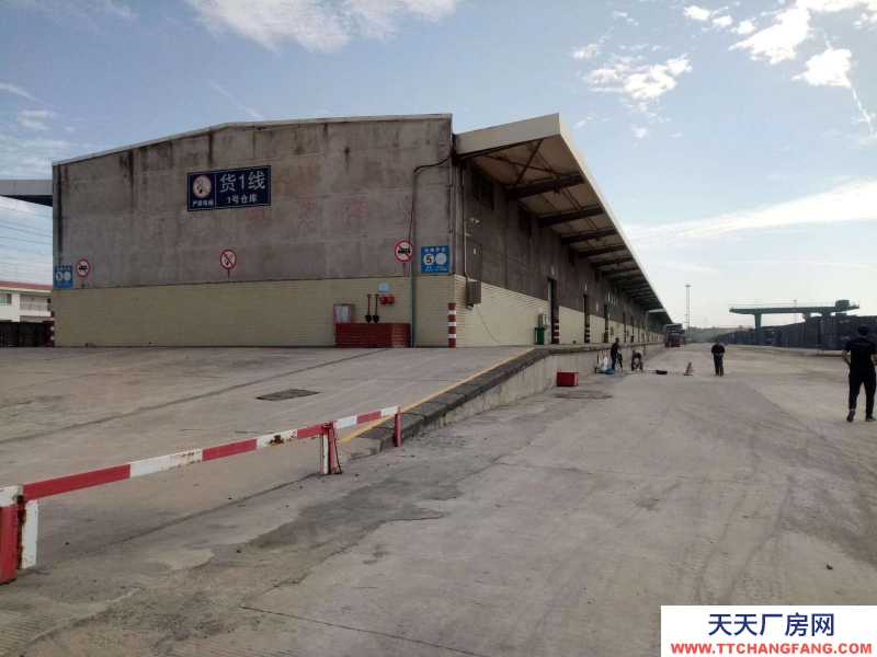 (出租) 桂林象山區瓦窯八中旁道路兩側倉庫