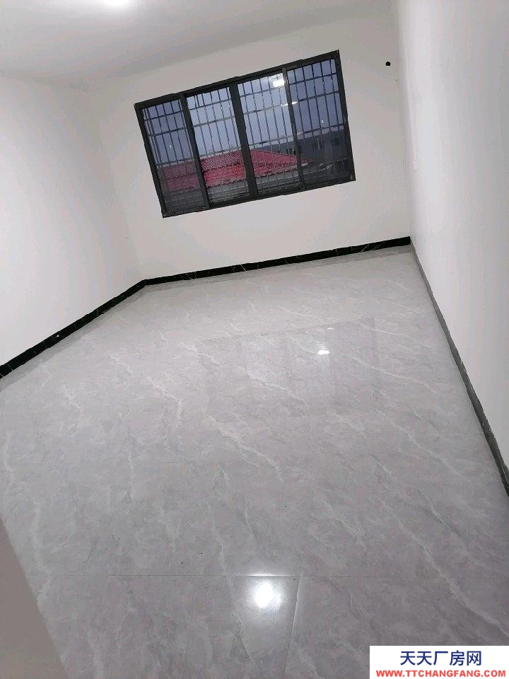 (出租)桂林靈川 廠房，倉庫出租，1100平方，可分租，交通便到，可進大貨車，