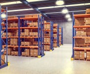 (出租) 閔行小倉庫出租 家具，設備，資料存放 多倉型 租期靈活