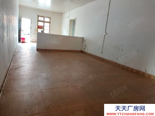 邵陽市雙清區 可進17.5米大掛車，門口有大空坪，320國道上大型倉庫出租