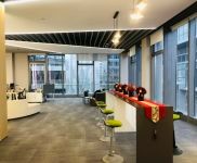 (出售)浦東 張江唯一小聯(lián)排，個人可買，3層3本產(chǎn)證，近御河企業(yè)公館