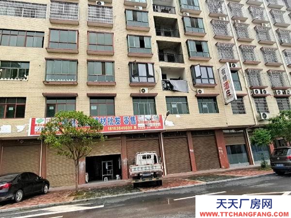 邵陽市北塔縣 位置是高撐小學對面柘木社區2棟3單元，面積超大空間