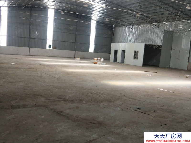 (出租)柳州城中 免中介費柳東新區(qū)3500平方，可分租，證件齊全