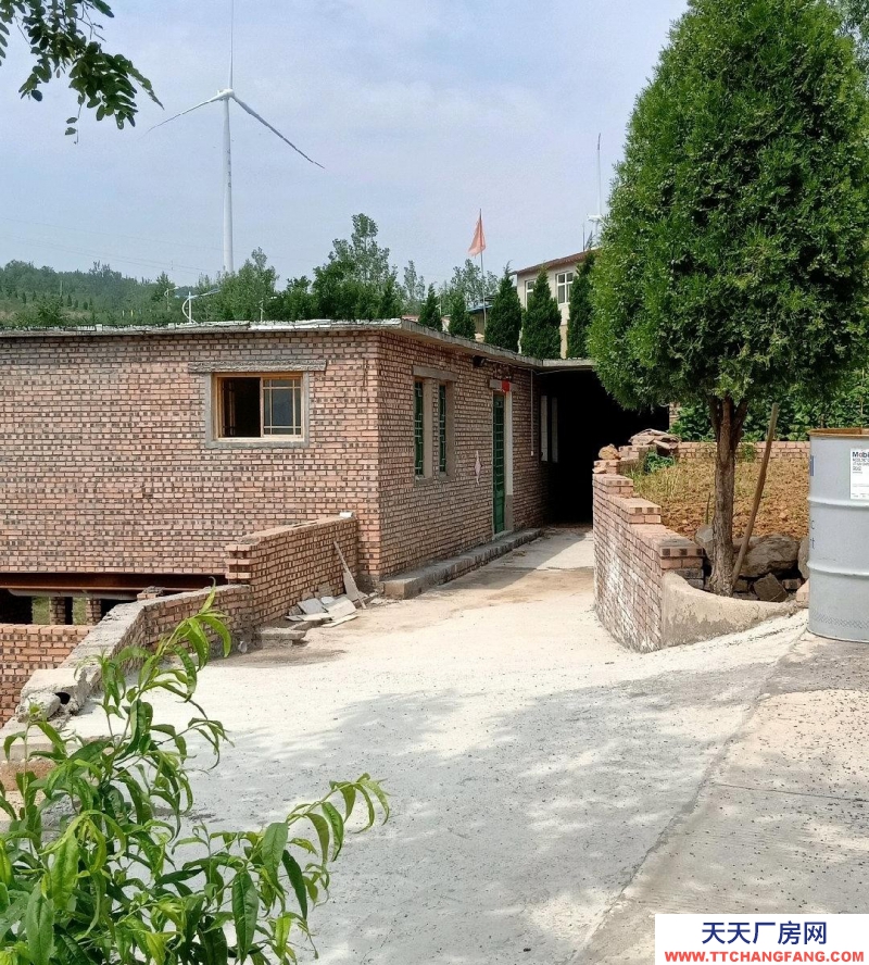 (出租) 成熟山莊，大箕鎮，辦公，有果樹、綠化、房屋、廠房、魚池等等