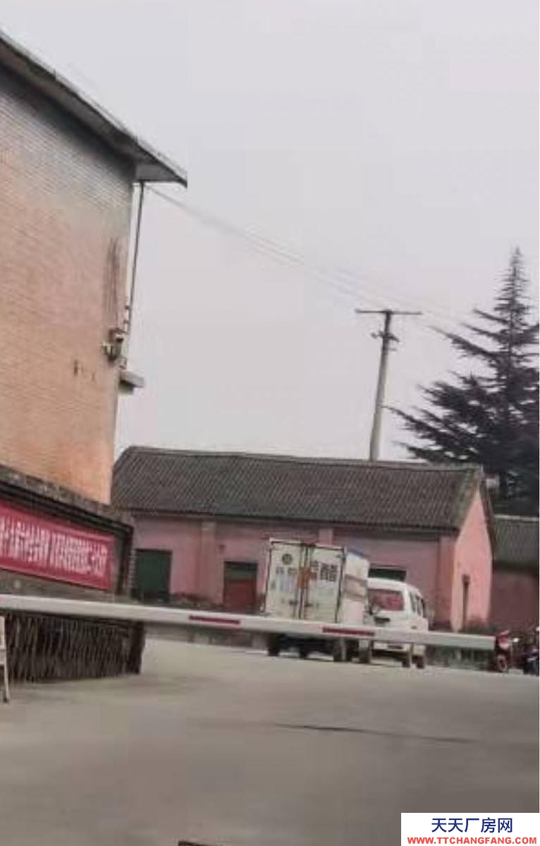 (出租) 孟匠物資回收公司。交通便利，停車方便