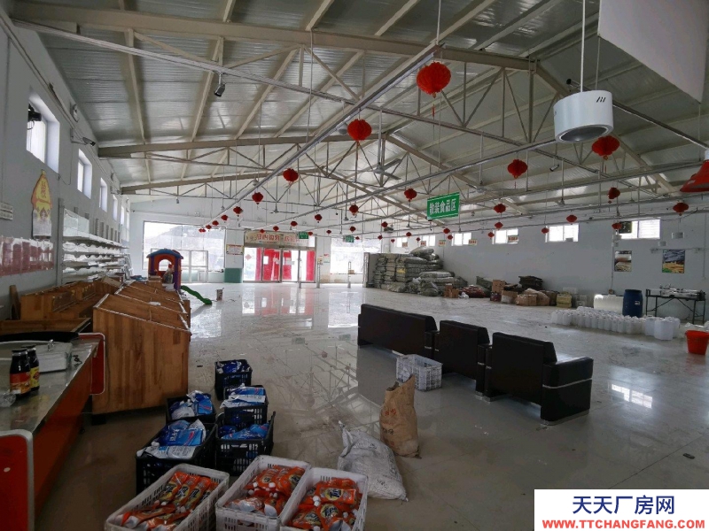 (出租) 城區周圍，交通便利。水電暖齊全，獨立院子，周圍安靜。