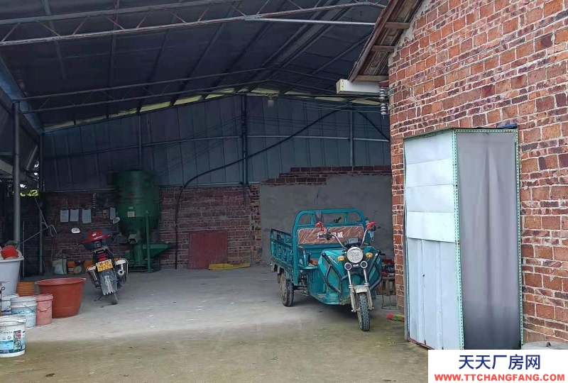 (出租)柳州柳城縣 廠房位于柳城縣東泉鎮洲村，總面積1850平方，屬于。